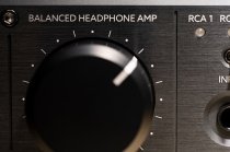 Violectric DHA V226 Digital Headphone Amplifier and DAC